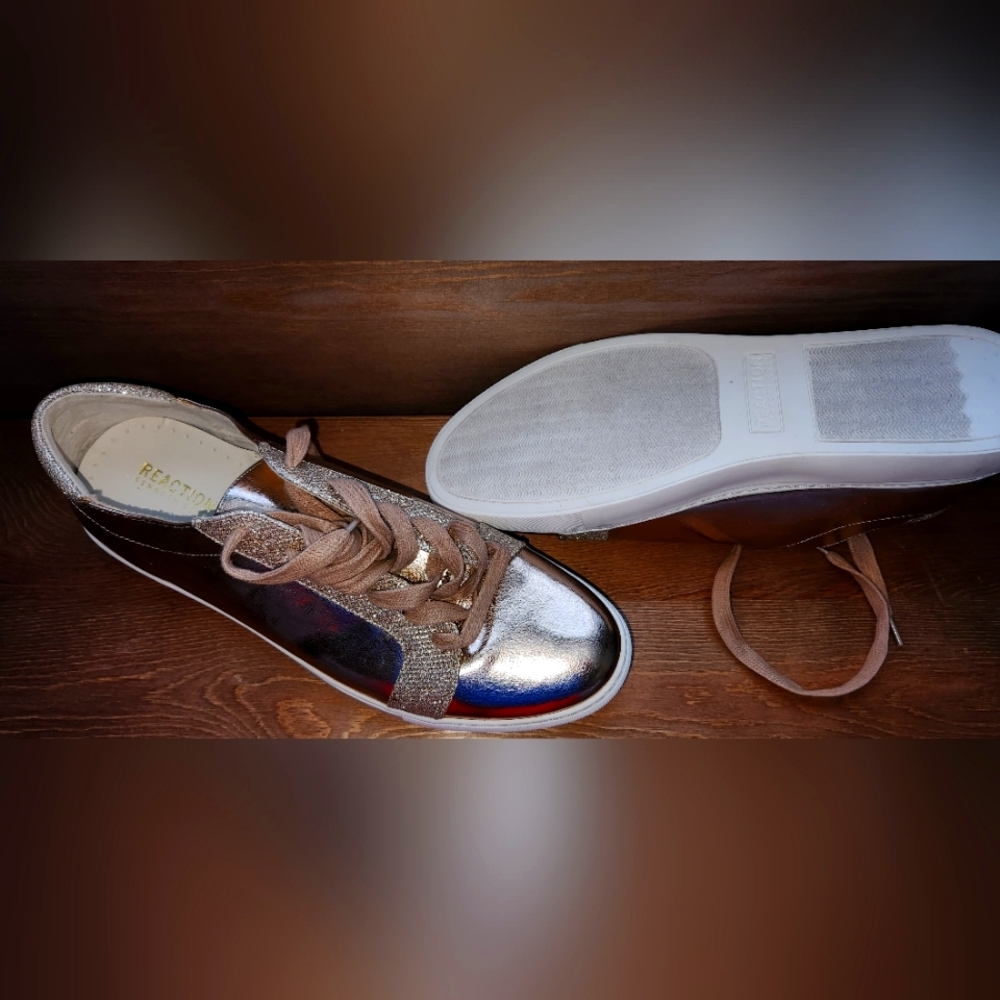 Reaction Kenneth Cole Rose Gold Joey size 11